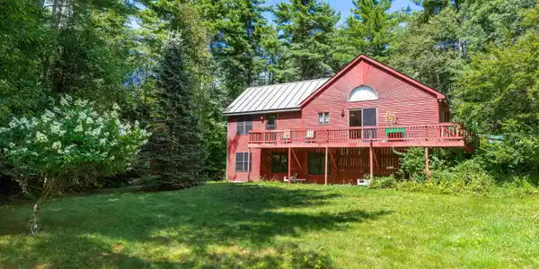 32 Swiftwater Circle