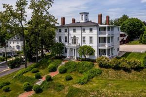 525 Maplewood