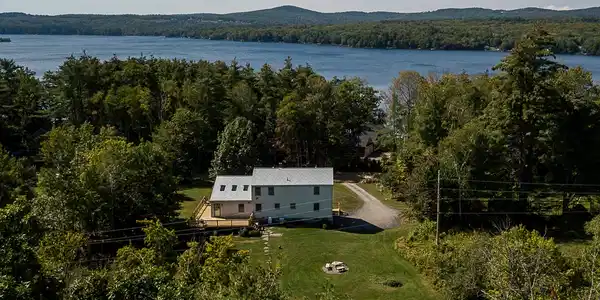 32 Eastman Shore Road S