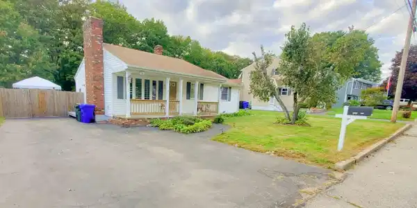 141 Hoyt