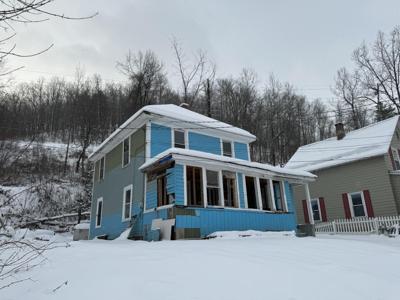 393 Glen