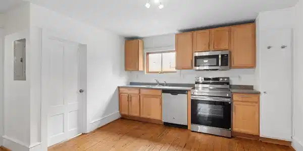 Image 4 Image 4