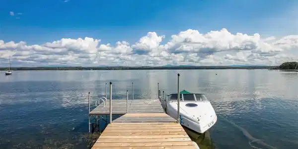 3735 Harbor