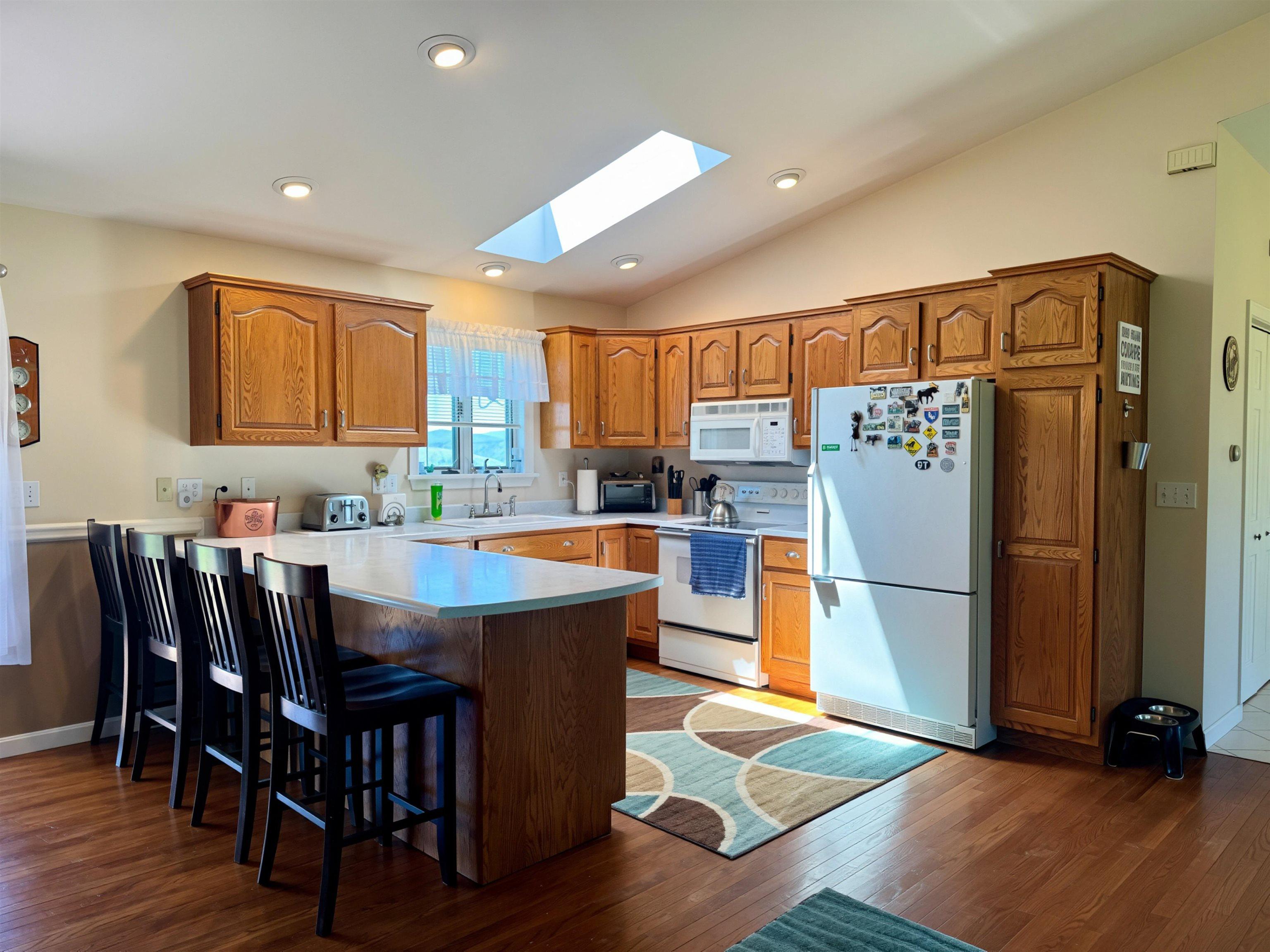 Image 4: Kitchen Image 4: Kitchen