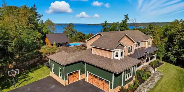 117 Bay Road