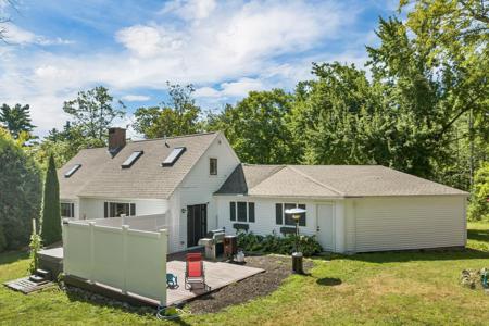 61 Old Settlers Lane