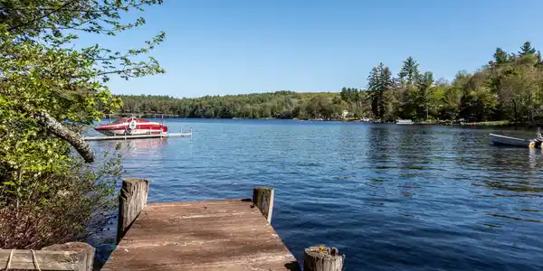 438 Bow Lake