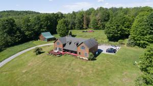 6095 Lake