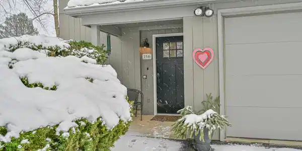 156 Martindale