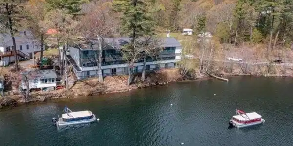 885 Laconia