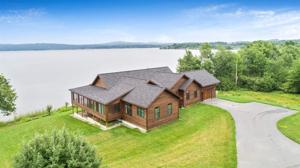 3720 Lake