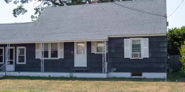 231 Pine