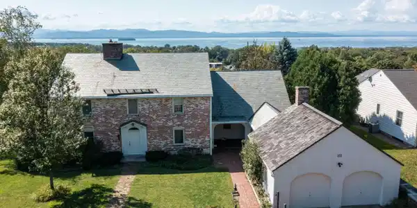 151 Crescent