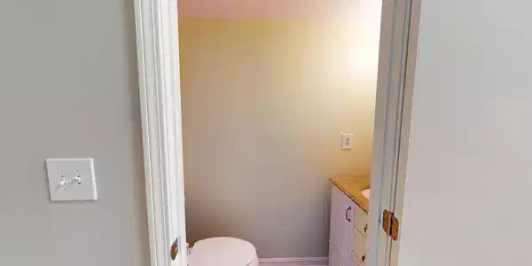 Image 3: Half Bath Image 3: Half Bath