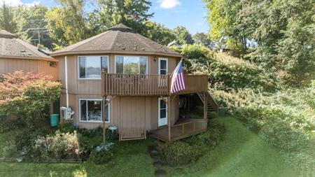 96 North View Drive