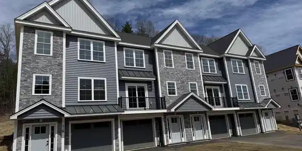 85 Kearsarge Lane