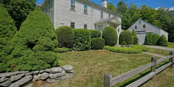 100 Mill Road