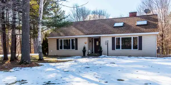 32 Guinea Ridge
