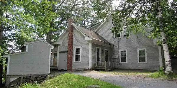 1040 Main