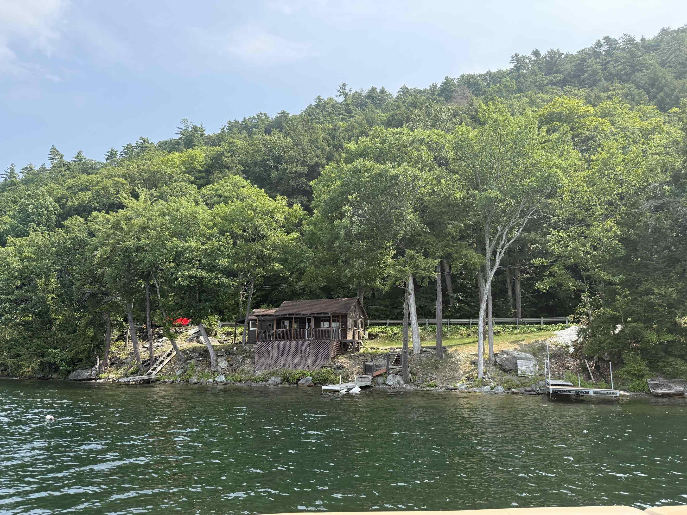 Image 2: OVER 200 FT OF PRISTINE SHORELINE