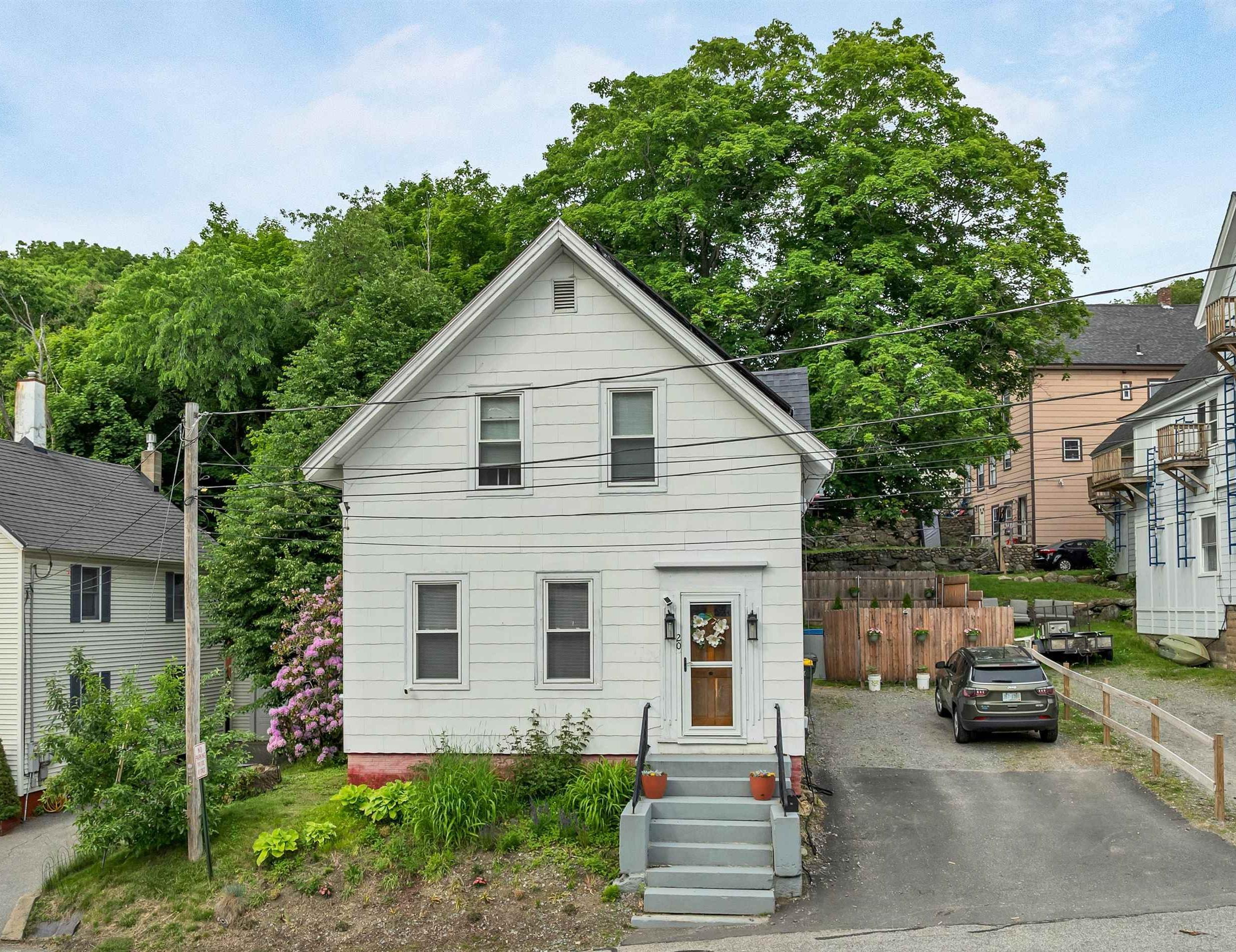Image 1: 20 Baldwin Street