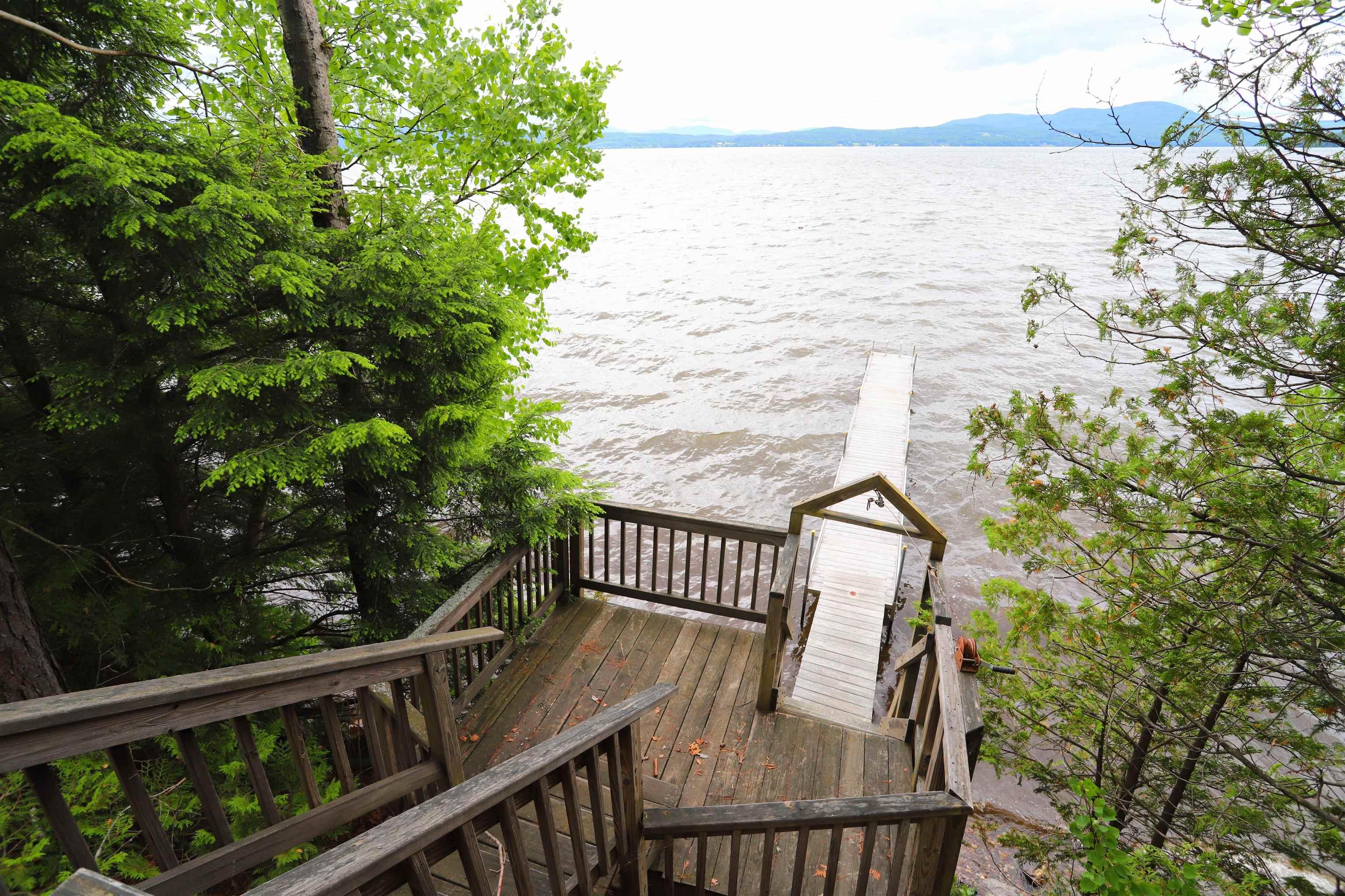 Image 2: Stairs/Dock Image 2: Stairs/Dock