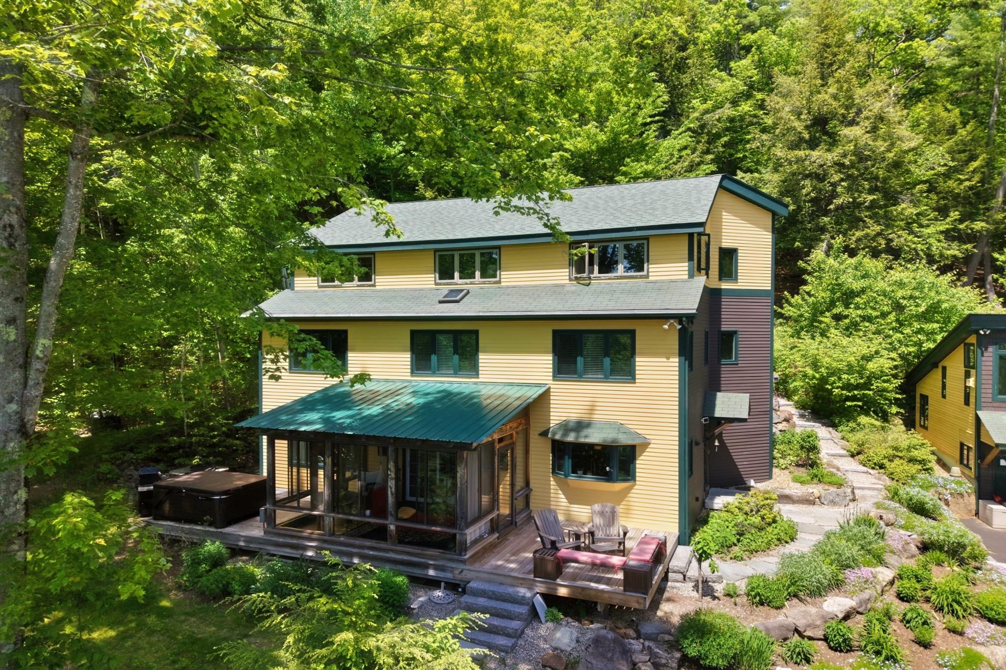 Image 3: This home is tucked away and private but still has views of Image 3: This home is tucked away and private but still has views of