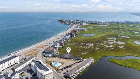 615 Ocean Boulevard