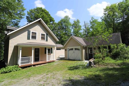 952 Morgan Charleston Road