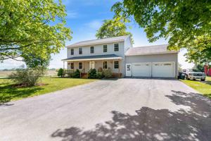 1072 Maquam Shore