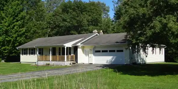 303 Shore Acres