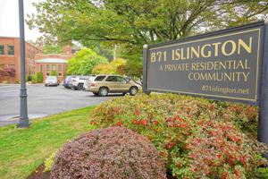 871 Islington