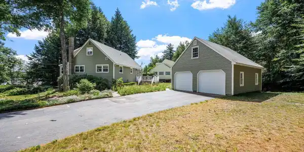 21 Beechwood