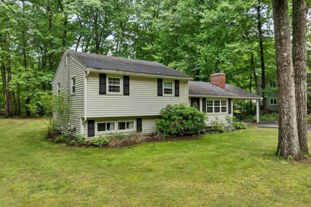 64 Woodvale Drive