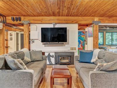 122 Redrock Drive