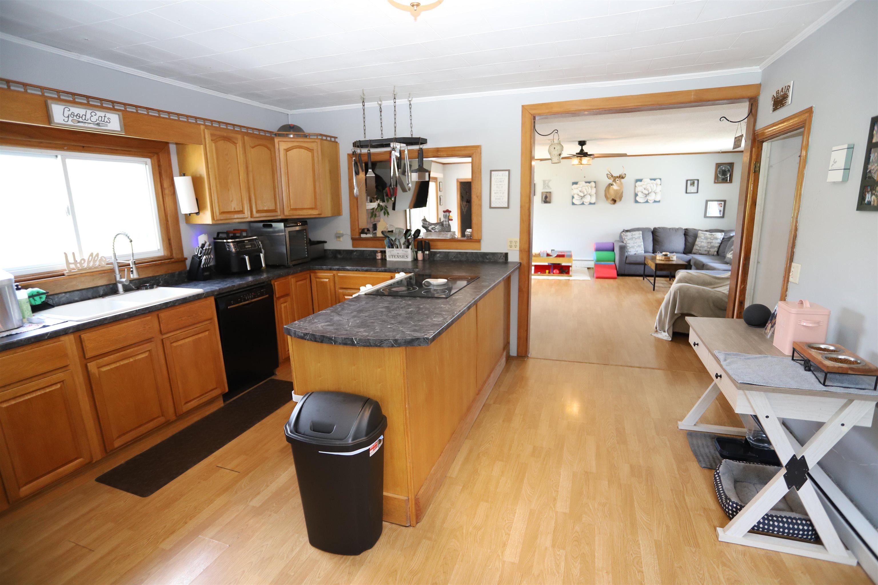 Image 4: Kitchen Image 4: Kitchen