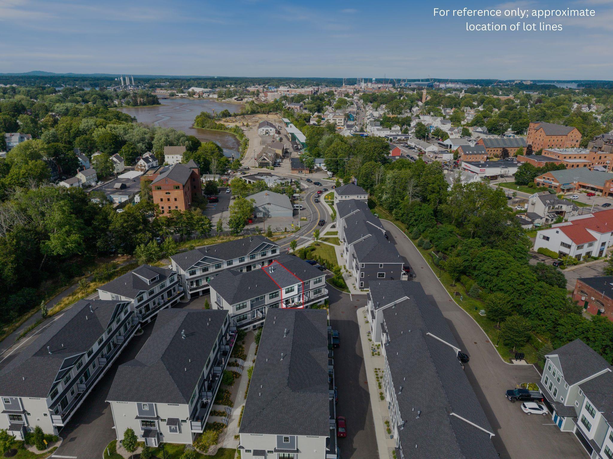 Image 2: Less than a mile to Market Square