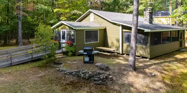 15 Allen Road