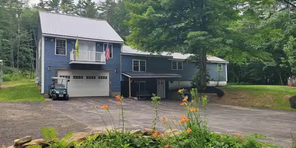 580 Lower Bay Road