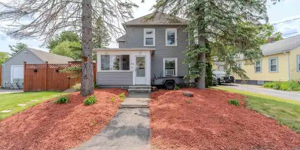 56 Nagle Street