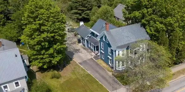 127 Pleasant Street