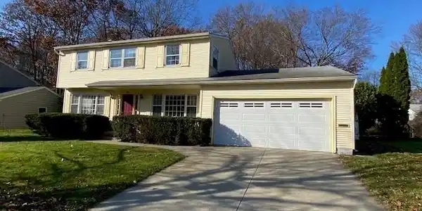120 Lakewood
