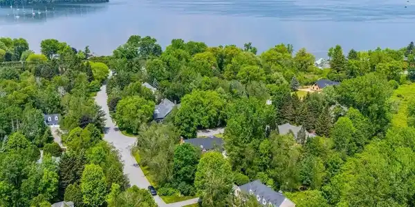 171 Yacht Haven Drive