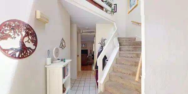 15 Pondview Drive