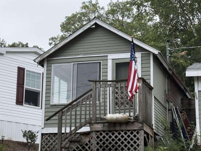 24 Dock Road