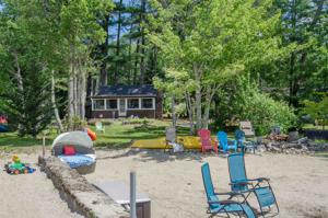 30 Lakefield
