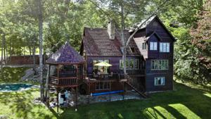 6008 Lake