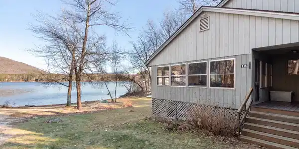 12 Sandy Cove