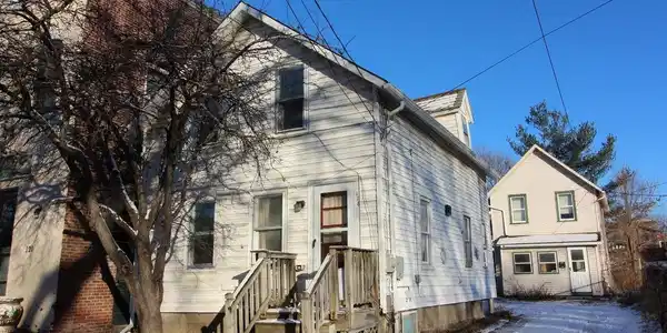 118 North Champlain