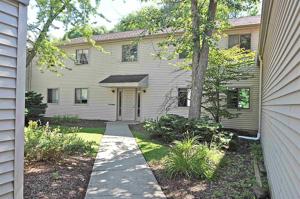 425 Locust Hill
